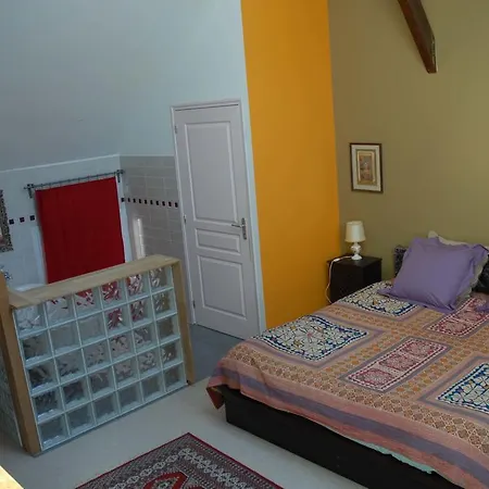 게스트하우스 Chambres D'hotes Saint-nazaire La Milonga 3*